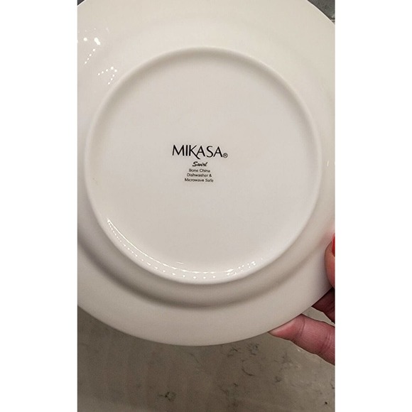 Mikasa Swirl White Bone China salad Plate 7 Set Of 2 - Picture 5 of 8